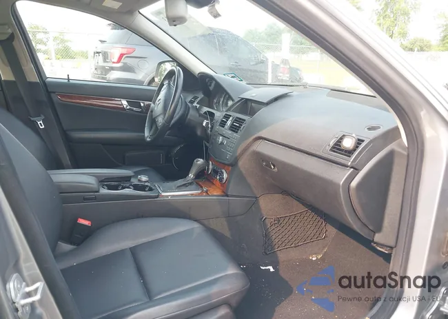 WDDGF81X99R057352: 42413013