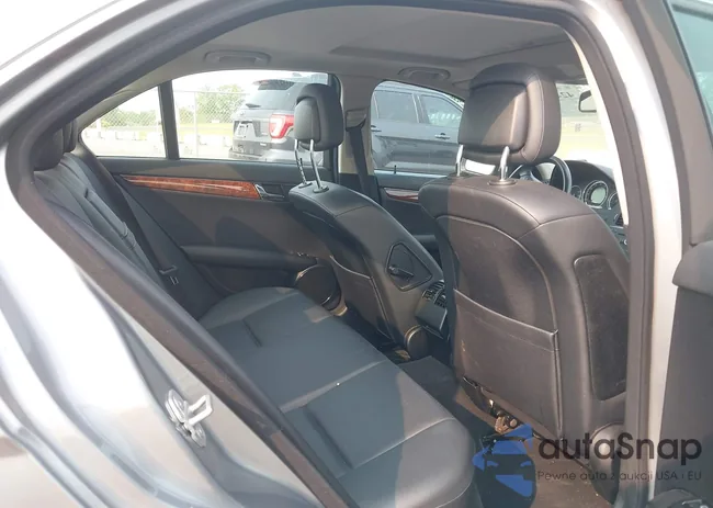 WDDGF81X99R057352: 42413013