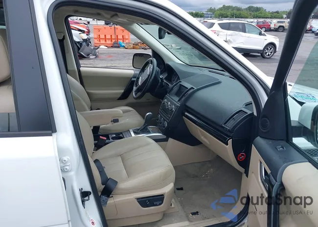 SALFR2BG9DH351561: 42413111