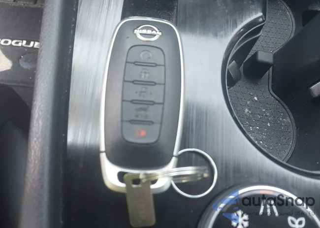 JN8BT3BB9RW438000: 42413150