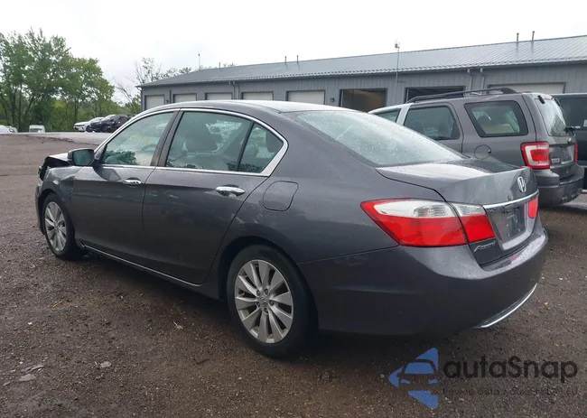 1HGCR2F7XFA216087: 42413175