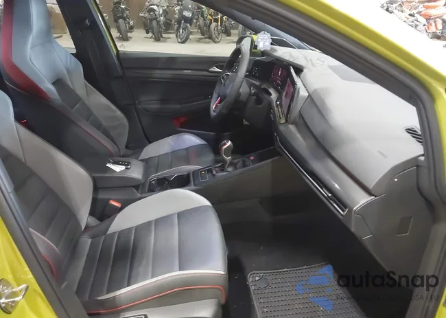 WVW687CD9NW126727: 42413190