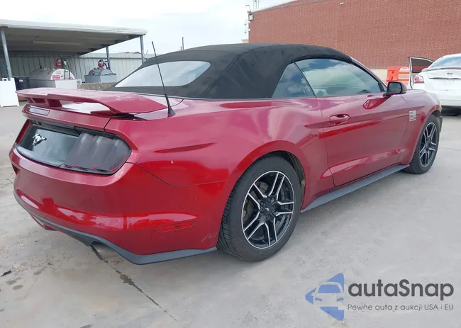 1FATP8UH3F5343720: 42413198