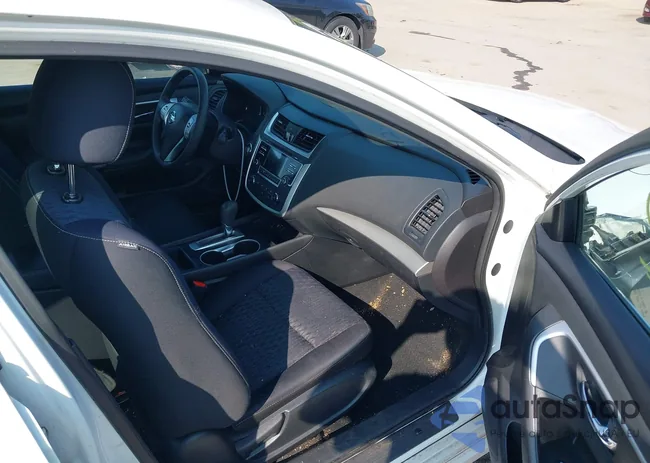 1N4AL3AP9GN333325: 42413270