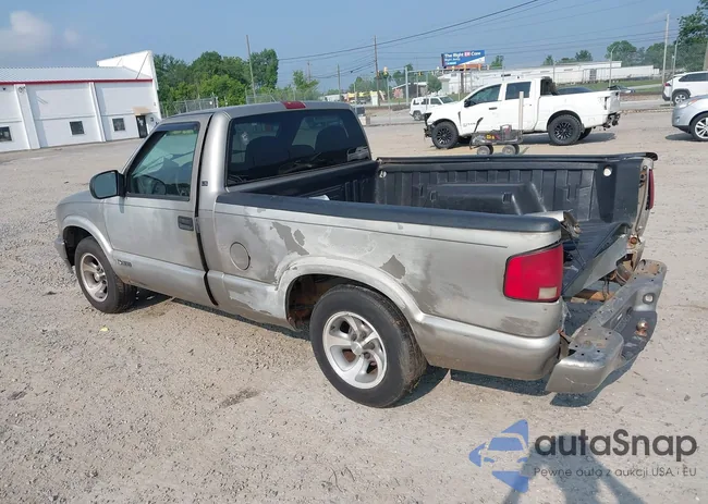 1GCCS14X8X8213018: 42413284