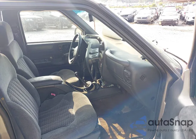 1GCCS14X8X8213018: 42413284