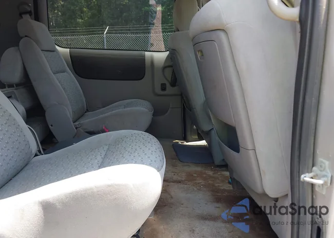 1GNDV03LX5D180250: 42413366