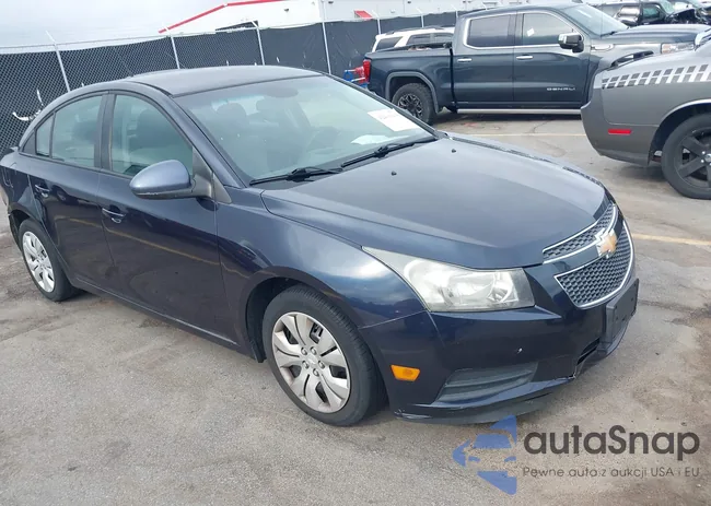 1G1PA5SH0E7143663: 42413435