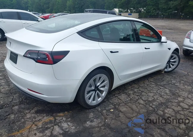 5YJ3E1EA3NF348292: 42412496