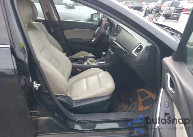 JM1GJ1V55F1223045: 42412516