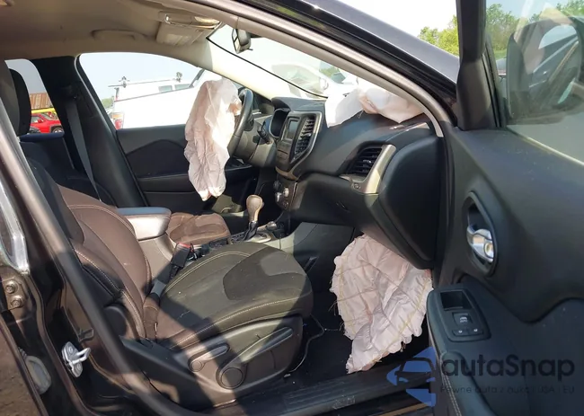 1C4PJMCB7FW752008: 42412530