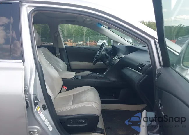 2T2BK1BA1DC201928: 42412569