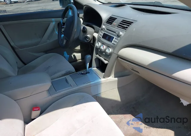 4T1BF3EK8BU628270: 42412719