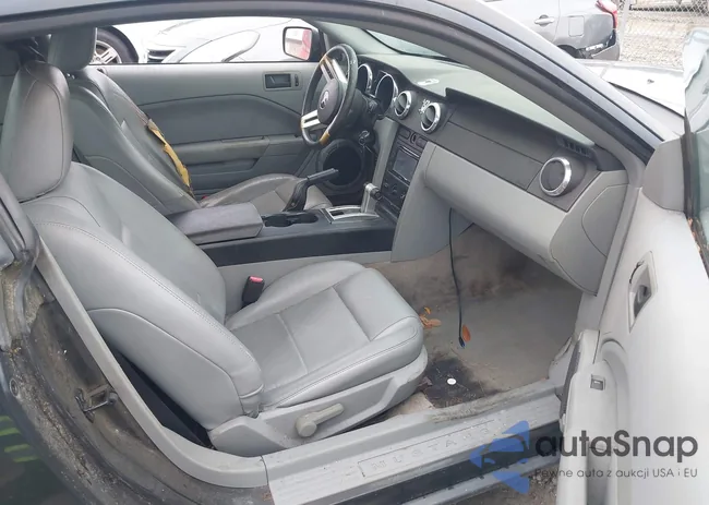 1ZVFT80NX75211227: 42412832