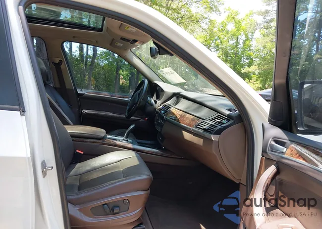 5UXFE4C52AL382329: 42413937