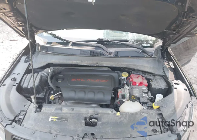 3C4NJDBB8LT168615: 42413954