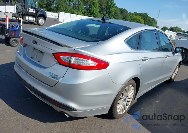 3FA6P0SU5DR373620: 42414028