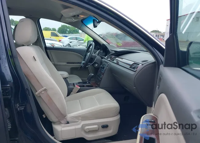 1FAHP24W89G109132: 42414133