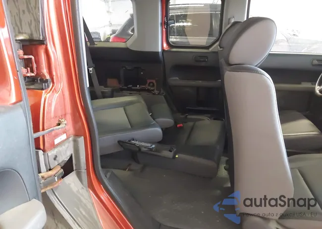 5J6YH28365L027421: 42414375