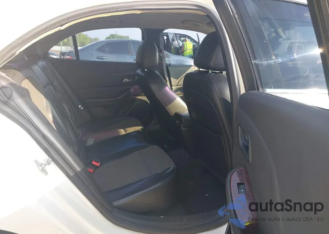 1G11E5SA8DU137672: 42414393