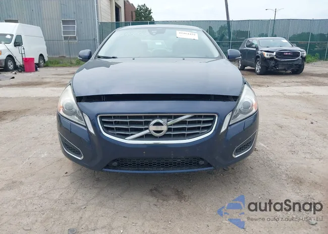 YV1612FHXD2173223: 42414429