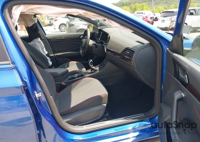 3VW8T7BU2RM018753: 42414449