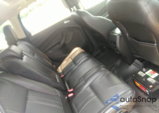 1FMCU0J95DUD83376: 42413648