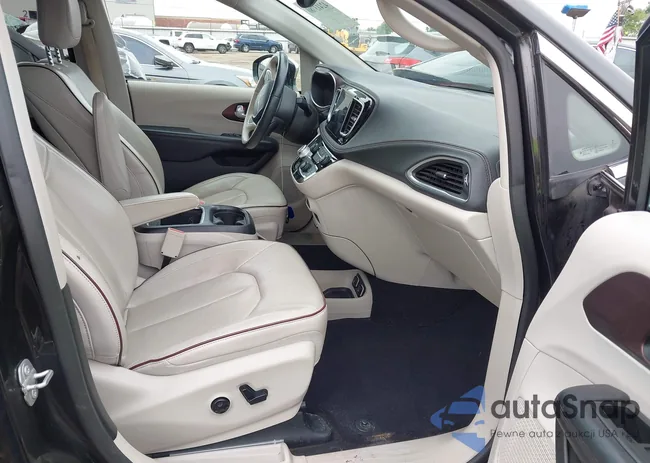 2C4RC1GG1JR257456: 42413780