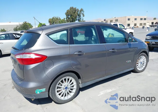 1FADP5CU3DL556211: 42413793