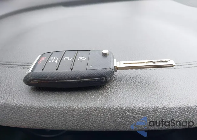 KNDPM3AC8J7311715: 42414866