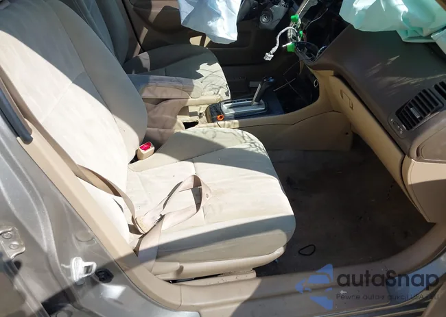 2HGES26754H540446: 42414892