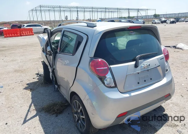 KL8CF6S98FC805996: 42414940