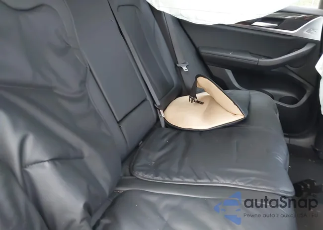 5UX53DP01P9S20486: 42415077