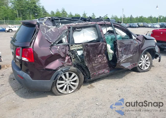 5XYKU4A2XBG004896: 42415112