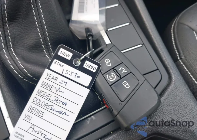 3VW7M7BU0RM024897: 42415137