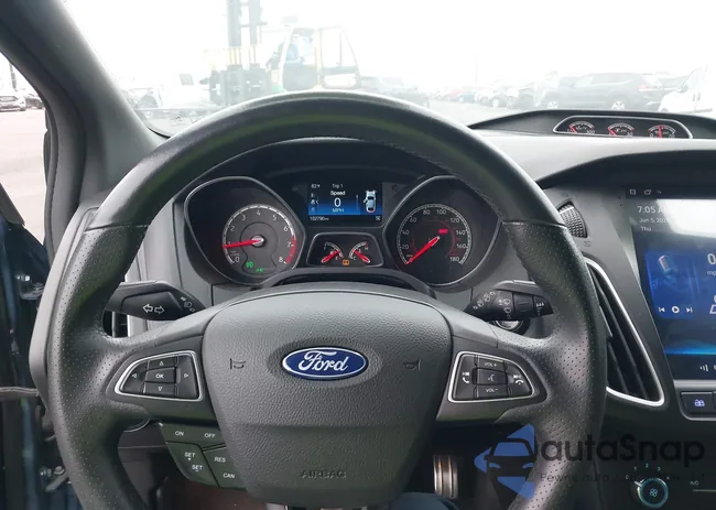 1FADP3L9XJL244995: 42415284