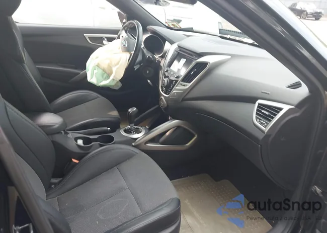 KMHTC6ADXGU252572: 42415289