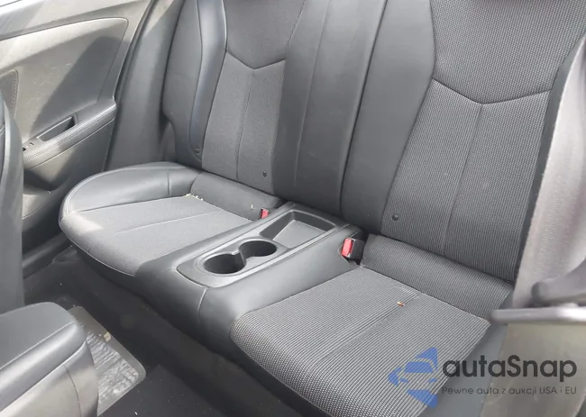 KMHTC6ADXGU252572: 42415289