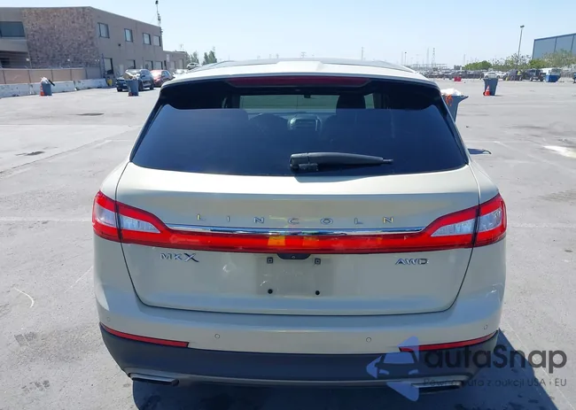 2LMTJ8LR7GBL59941: 42415417