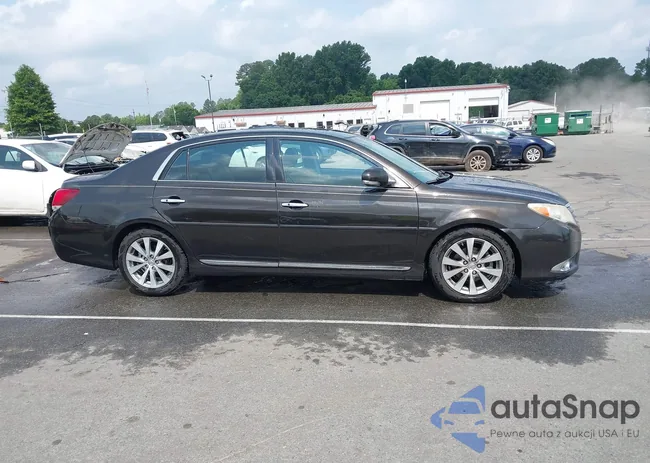 4T1BK3DB8CU458894: 42414799