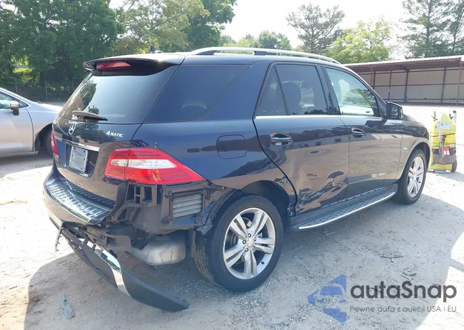 4JGDA5HB9CA023756: 42414800