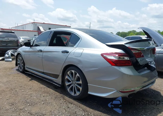 1HGCR2F15HA058935: 42415865