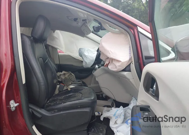 2C4RC1BG7JR217518: 42415972