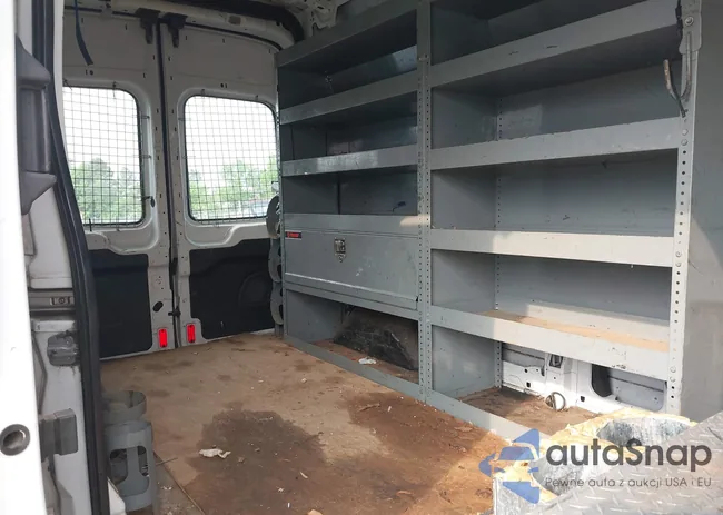 1FTYR2XM2FKA62025: 42415981