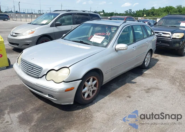 WDBRH61J03F325869: 42416077