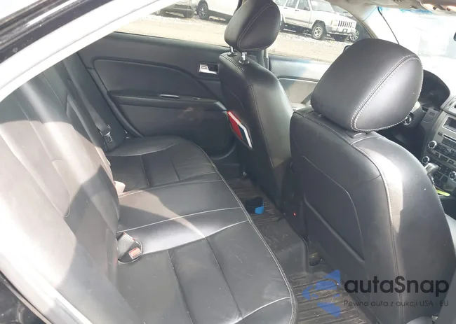 3FAHP0JA3CR183720: 42416392