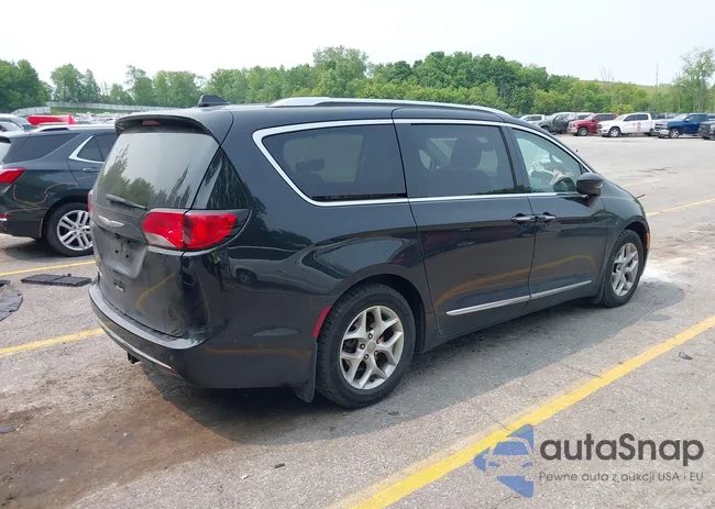 2C4RC1BG4JR100494: 42416399