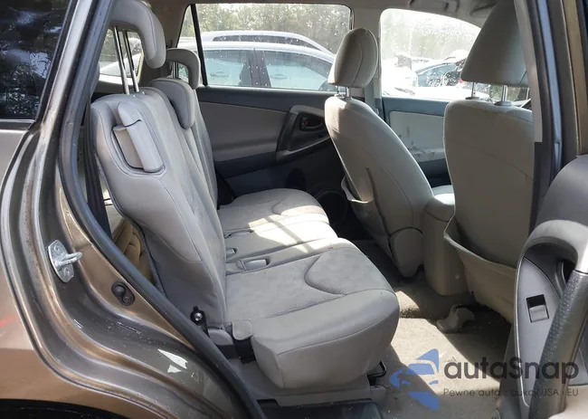 2T3JF4DV4BW133486: 42415538