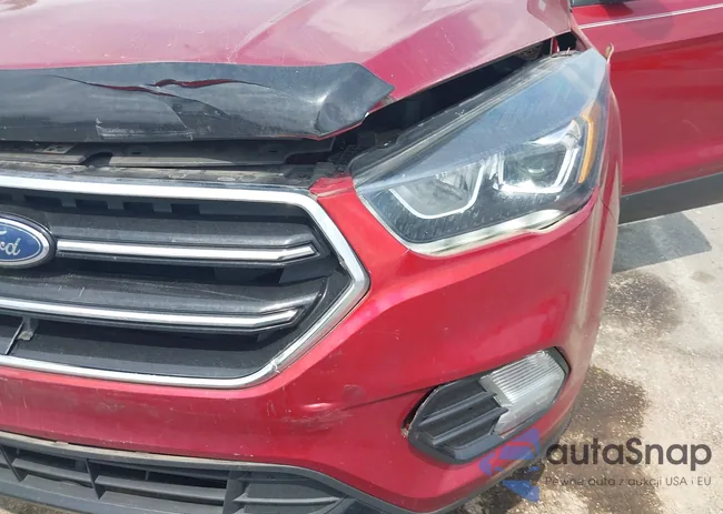 1FMCU0GD1HUD05159: 42415571