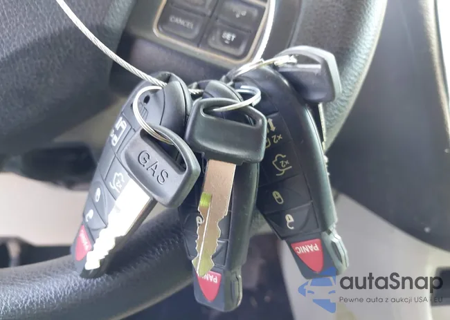 2C4RDGCG4ER182568: 42415574